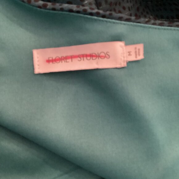 Floret Studio‎ Dress Size Medium One-Shoulder Ruffled Asymmetrical Midi Teal - Picture 10 of 11